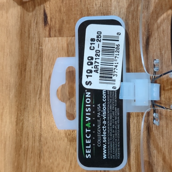 NWT Optitek Hi-Tech readers +2.50 - Picture 3 of 11